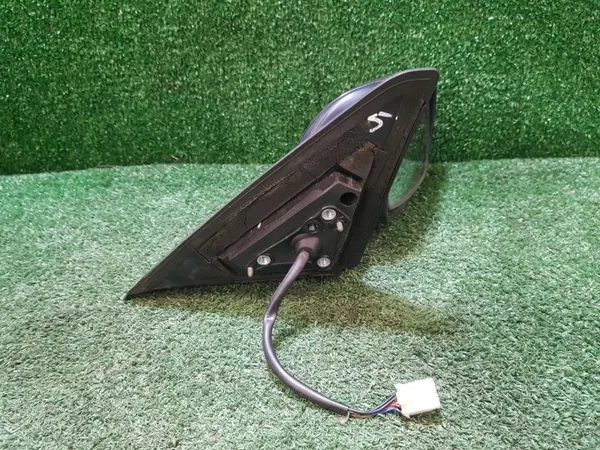 OEM E11015440 Oikea sähköinen peili Toyota Avensikselle image 4