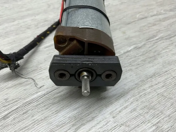 Moteur de réglage siège OEM 1298208542 Mercedes SL R129 image 7