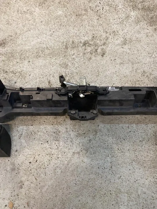 Oberer Teil Vordersitzgurt OEM 9672379580 Peugeot image 3