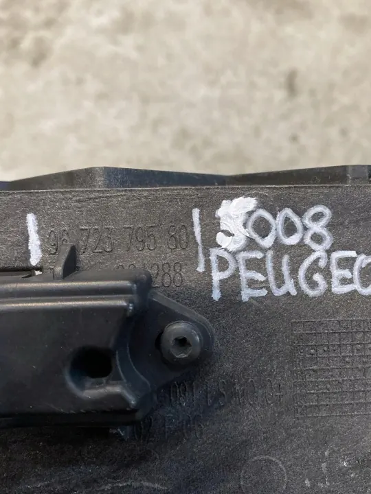 Oberer Teil Vordersitzgurt OEM 9672379580 Peugeot image 9