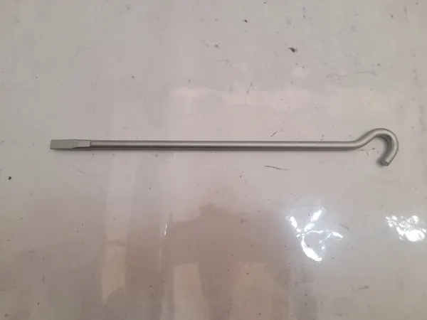 Clé de roue Mitsubishi OEM 5085A148 - Occasion image 6