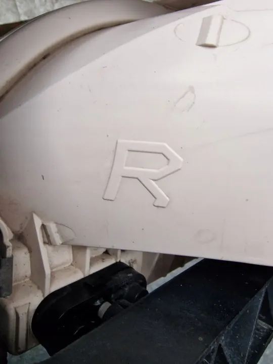 Lâmpada Halógena Frontal Direita DAF XF 106 Euro 6 image 3