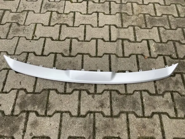 Garniture de Calandre Kia Sportage V OEM 86352-R2000 image 2