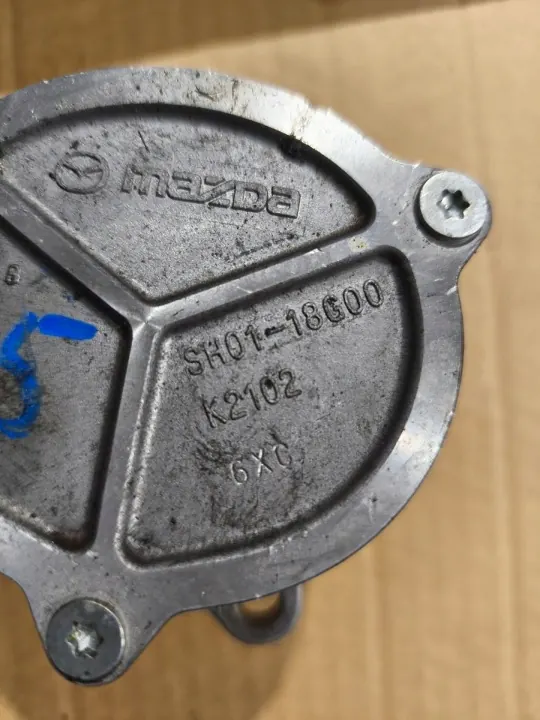 Bomba de vacío Mazda 2.2 D OEM SH01-18G00 image 3