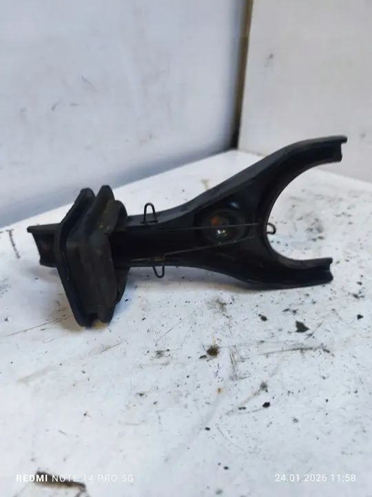 Fourchette Embrayage OEM 30531G2300 Maverick Terrano II image 4