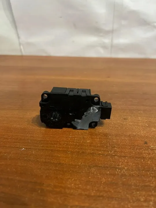 Moteur de volet D2144 pour Mercedes-Benz essence 2018 image 3