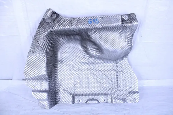 Protector térmico escape BMW X3 G45 OEM 9881278 image 2