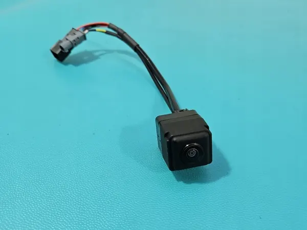 Caméra de recul Skoda Superb III OEM 5Q0980556B image 2
