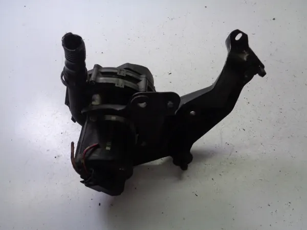 Bomba de aire secundaria BMW E46 M3 7832045 image 4