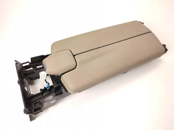 OEM 2125409010 Främre mittarmstöd Beige Mercedes W212 image 2
