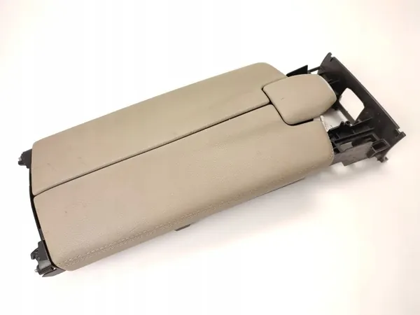 OEM 2125409010 Främre mittarmstöd Beige Mercedes W212 image 3