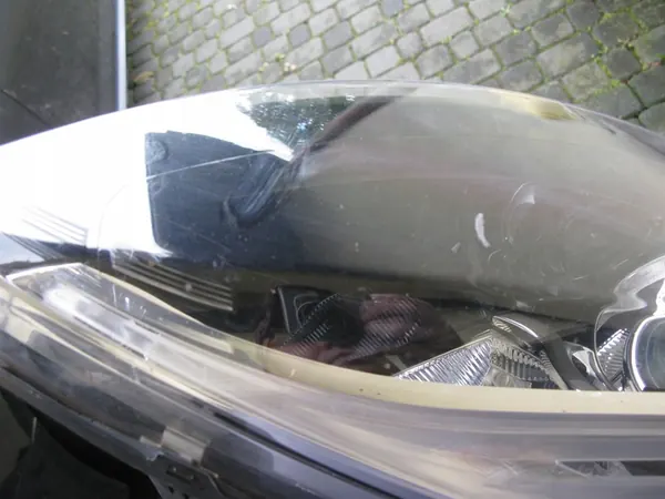 Oikea ajovalaisin Renault Scenic III 2012-17 OEM 260108453R image 8