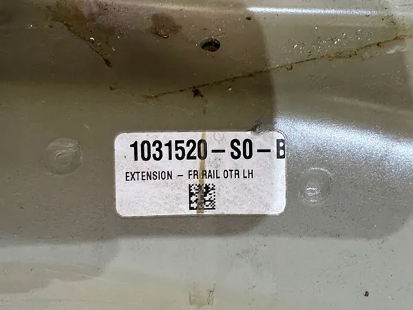 Tesla S Pyöränkaari OEM 1031520-S0-B image 3