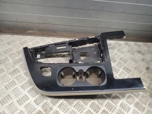 Cadre de levier avant Audi Q7 OEM 4M1864261A image 2