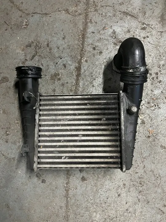 Intercooler SKODA SUPERB I 2.0TDI 3B0145805D image 2