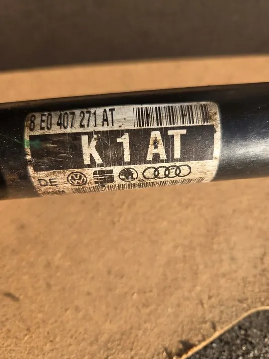 Audi A4 B7 Arbre de Transmission Avant Gauche 2.0 TDI OEM 8E0407271AT image 3