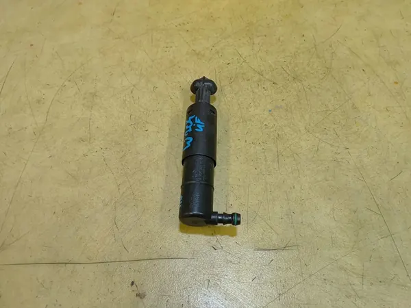 Lavaparabrisas derecho Mercedes W204 Lift A2048602847 image 2