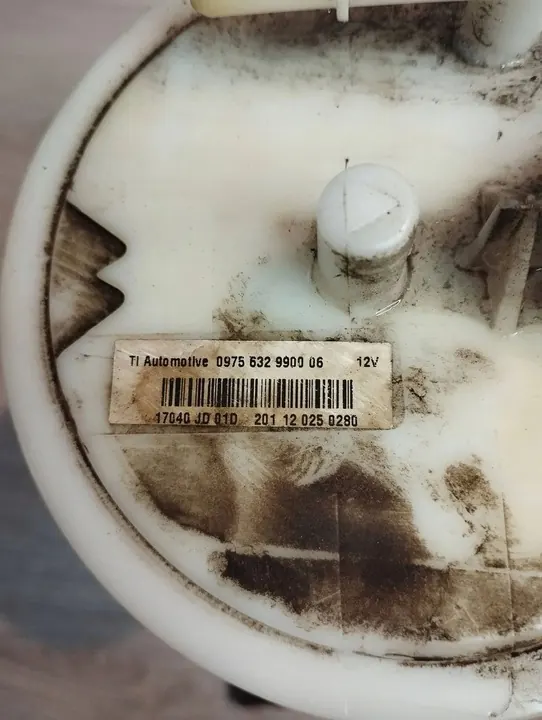 Nissan Qashqai J10 2.0 Conjunto de Bomba de Combustível OEM 17040JD01D image 5