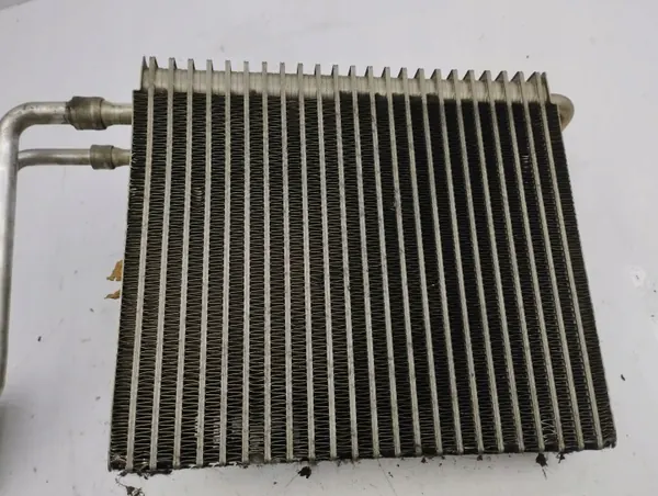 Mercedes Vito Viano W639 A/C värmekärna OEM 2208300384 image 9