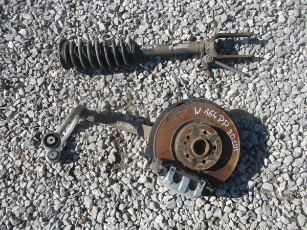 MCPERSON Etu-oikea nivelakseli Mercedes ML W164:lle image 2