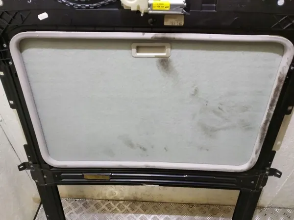Techo Solar Citroen C5 OEM RTX44815 - Usado image 3