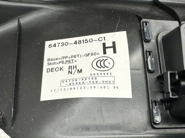 OEM 6433348050 Forro Maletero Derecho Lexus RX 2017 image 3