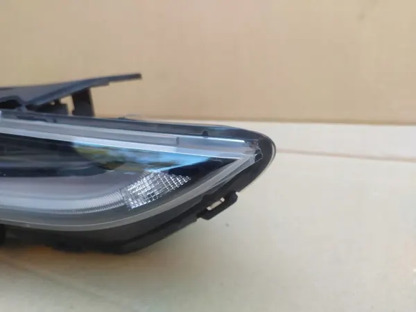Rechte Front LED DRL Leuchte OEM 92208S1000 - Hyundai image 4