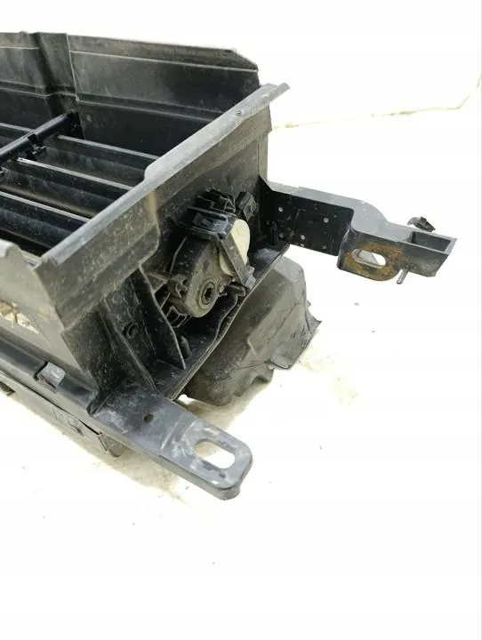 Soporte radiador Ford Expedition OEM JL1B-8475-C image 6