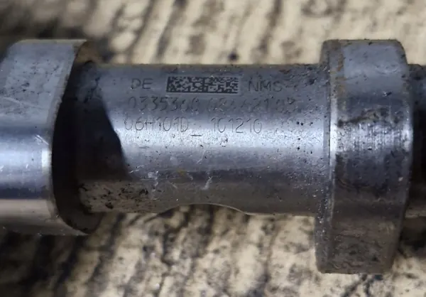 Arbre à cames OEM 06H 109 022 C pour Audi/Volkswagen image 3