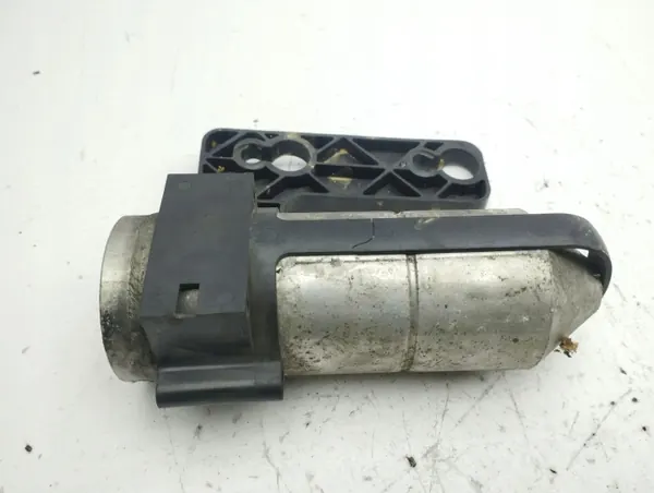 Secador de aire A/C Chrysler OEM 323330 - Usado image 4