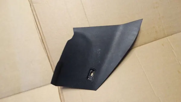 Citroen DS7 Crossback Vänster Tunnelöverdrag OEM 9816304677 image 2