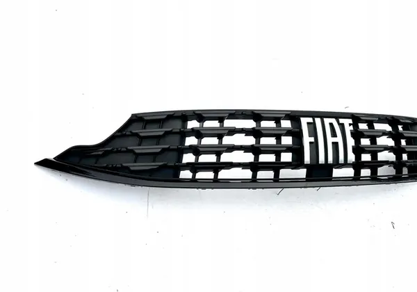 FIAT TIPO 2 II LIFT 2020 - GRILL LOGO ORIGINAL OE image 3