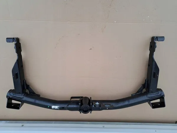 Crochet de remorquage arrière OEM 4KE803881 Audi E-tron GT image 4