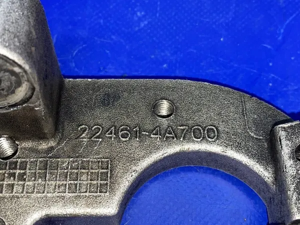 Soporte de tapa de culata OEM 22461-4A700 para Hyundai H350 image 5
