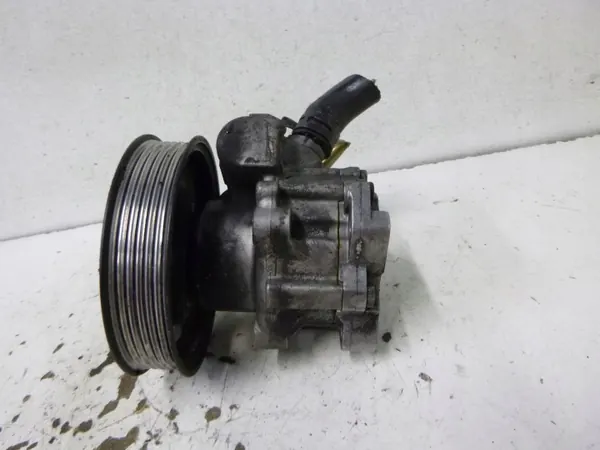 Pompe de direction assistée SEAT EXEO 8E0145155N image 3