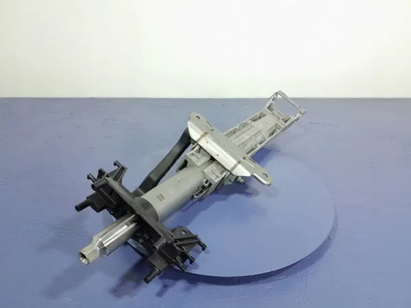 BMW 5 G30 G31 Coluna Direção 6896189 OEM image 2