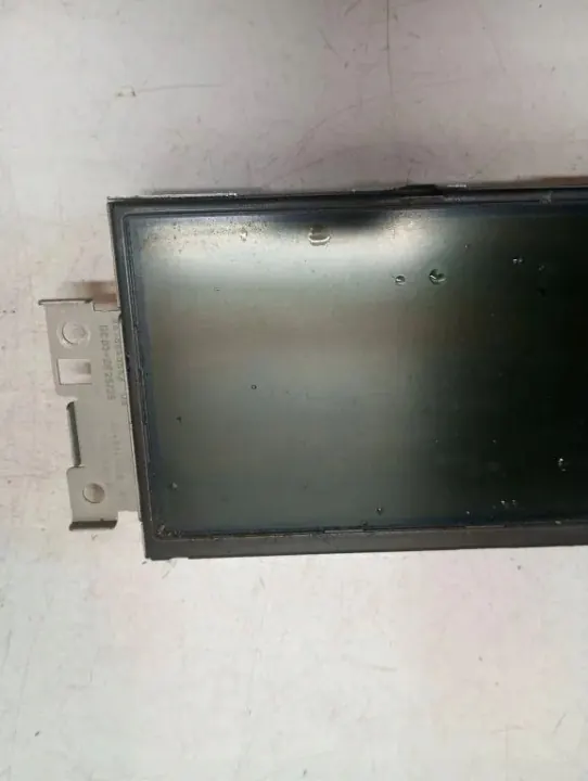 Volvo S60 I Navigationsskärm OEM 31357097 Begagnad image 4
