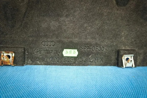 Motor- och transmissionsskydd Audi A8 2010-2017 image 5