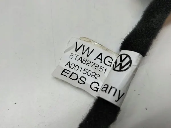 OEM 5TA827851 Sähköinen Takaluukun Säädin VW Touran III image 3