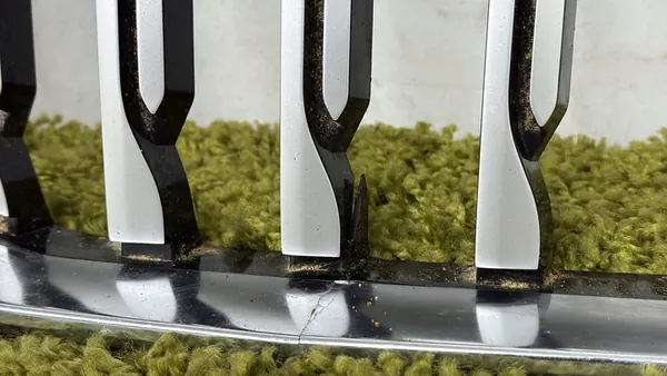 Front Bumper Grill BMW 2 F44 Gran Coupe 19- OEM image 2