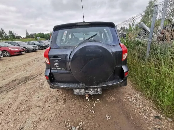 Colector de escape OEM 2494127 Toyota RAV-4 2007 image 9