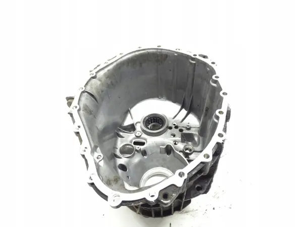 Audi OE Versnellingsbak Behuizing OEM 0AW301383H image 6