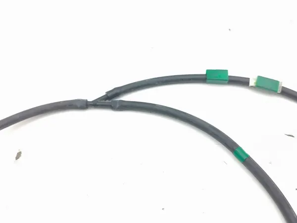Tuyau lave-glace Toyota Prius 2016 OEM AMD222182 image 3