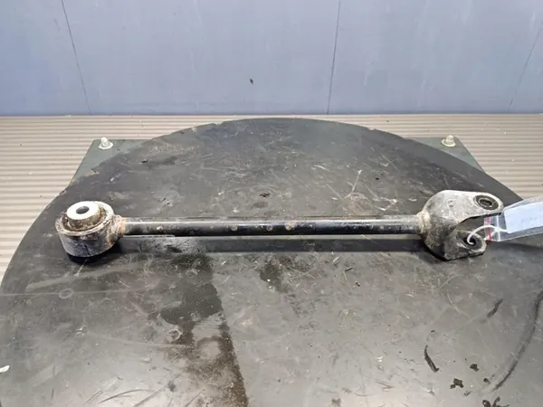 Braccio di Controllo Posteriore Destro TESLA MODEL 3 1044441-00-F image 2