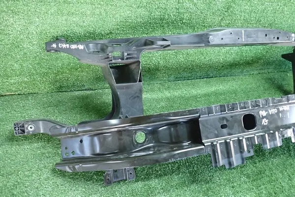 Mercedes Vito W447 Framvagnsbalk OEM A4476223700 image 3