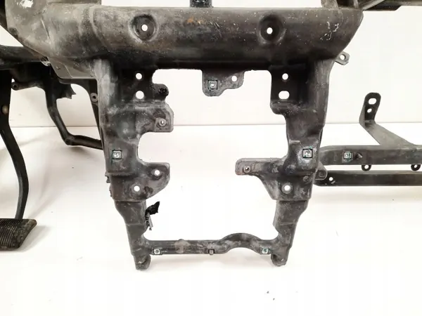 Jeep Wrangler Instrumentbräda Förstärkning OEM 1641824R image 5
