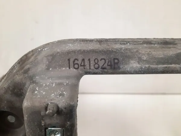 Jeep Wrangler Instrumentbräda Förstärkning OEM 1641824R image 9