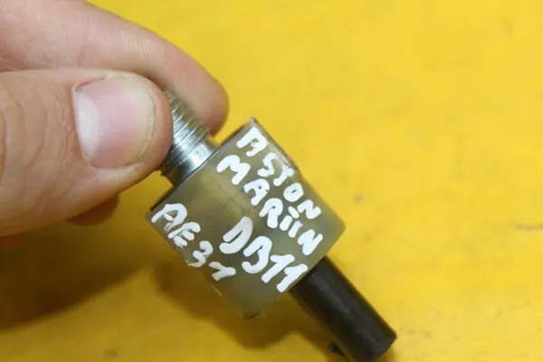 Polttoaineen Paine Lämpötila Anturi OEM DB11 AE31 10R-036934 image 6