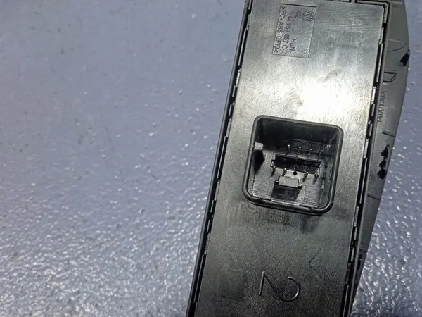 VW JETTA VI linker Fensterheber-Schalter image 4