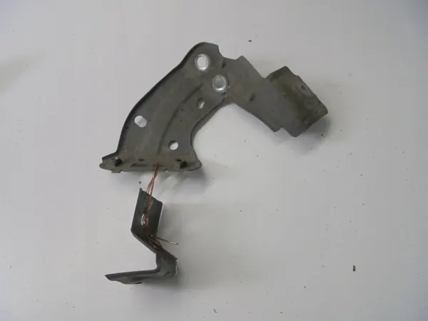 Support de garde-boue avant droit VW Polo OEM 2G0821136A image 3